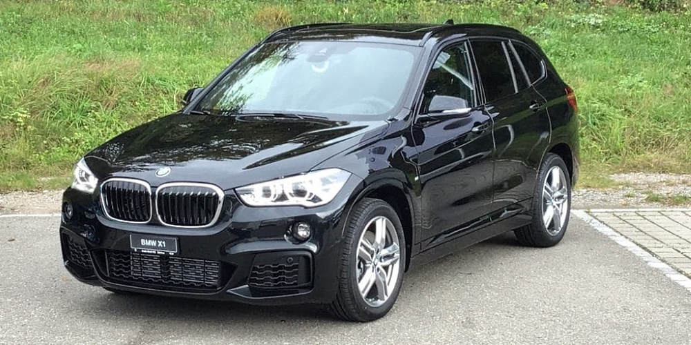 BMW X1 xDrive 25i M Sport für CHF 52'900.– statt  75'940.–