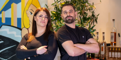Die Gastgeber Arjeta Idrizi und Rafael Niederkofler.