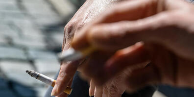  Laut WHO erhöht Rauchen das Risiko, schwer an Covid-19 zu erkranken. 