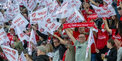 In der Stockhorn-Arena feiern die Thuner das vielleicht schönste Märchen in der Geschichte des Schweizer Fussballs.