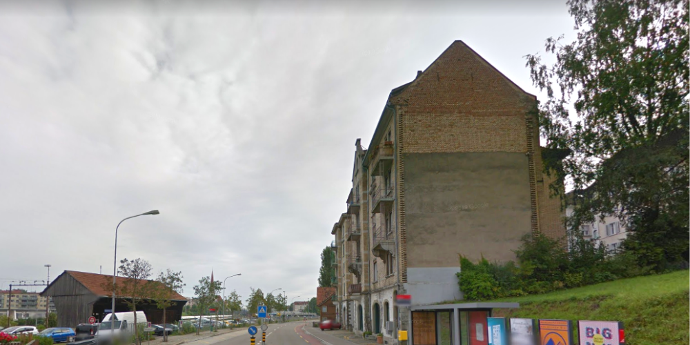 Künstlerische Fassadengestaltung an der Oberstrasse 167B.