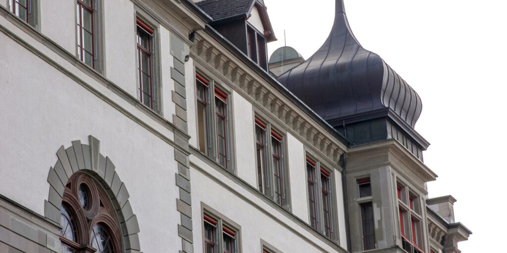 Die Kantonsschule Schaffhausen umfasst neben der Fachmittelschule ein Kurzzeitgymnasium.