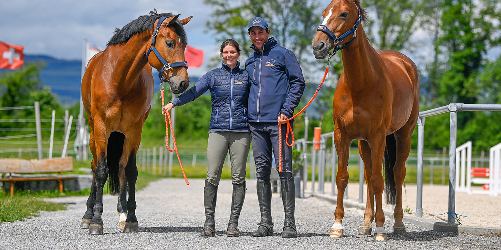 Gutes Team: Bettina Schnyder und Marc Röthlisberger mit Carlchen und Agatha d’Ecaussinnes. Foto: Katja Stuppia