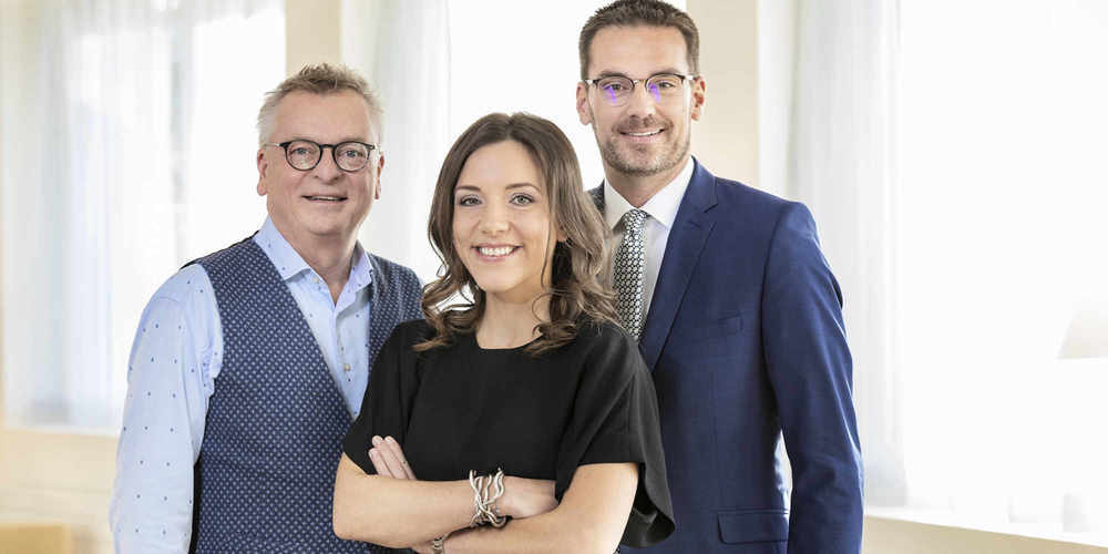 Prof. Dr. Urs Fueglistaller, Prof. Dr. Isabella Hatak 	und Prof. Dr. Thomas Zellweger leiten das KMU-Institut