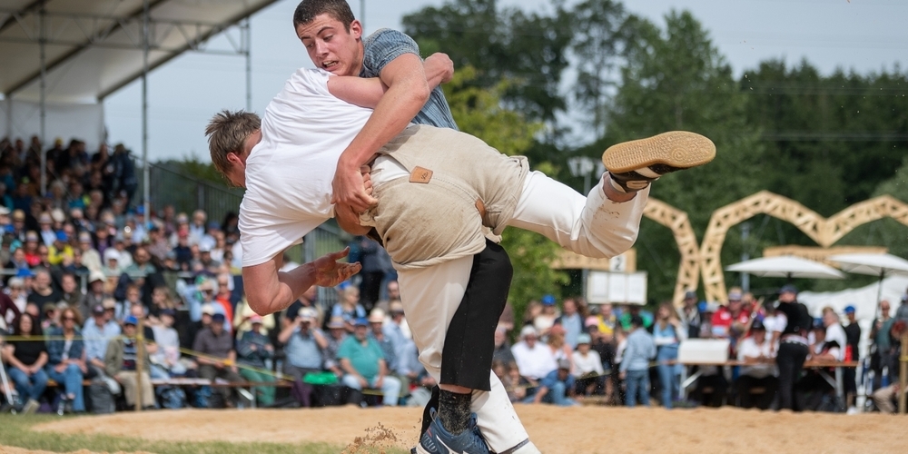 Das 17-jährige Talent David Forrer gewinnt in Mettmenstetten seinen ersten Kranz. 