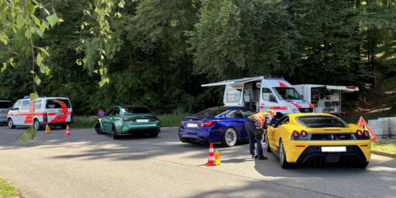 In einer gezielten Aktion hat die Kantonspolizei Aargau am Sonntag am Rande eines Tuning-Events illegal abgeänderte Autos kontrolliert.(Archivbild)