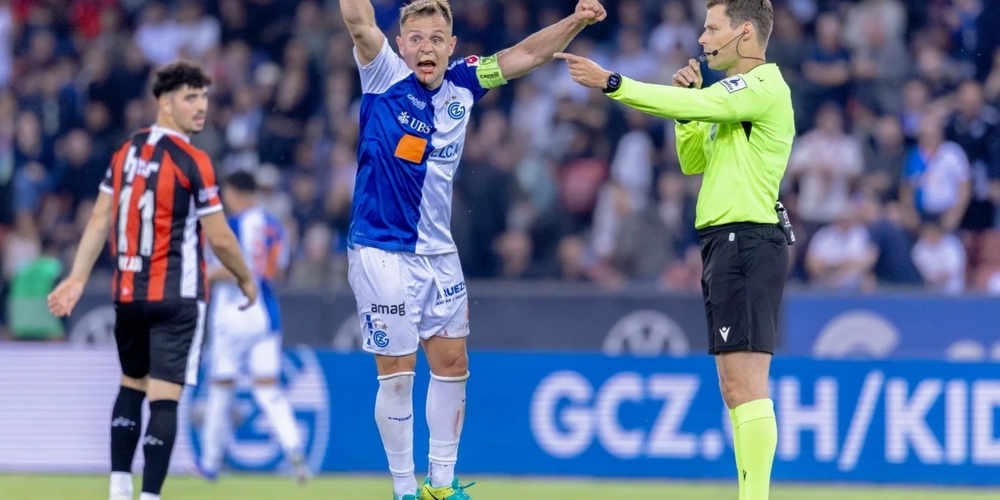 Die Erlösung: Captain Abrashi jubelt über den dramatischen Sieg.