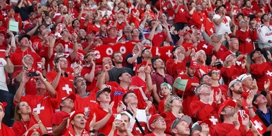 In den vergangenen zweieinhalb Wochen ritt die Schweiz auf einer rotweissen Welle der Begeisterung.