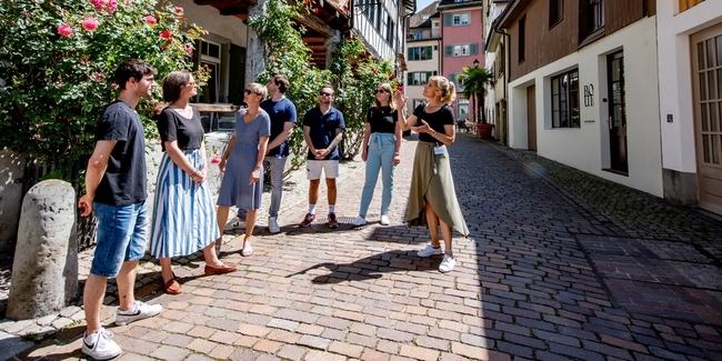 Die beliebten Stadtführungen bringen den Gästen das Leben in Rapperswil-Jona näher. 