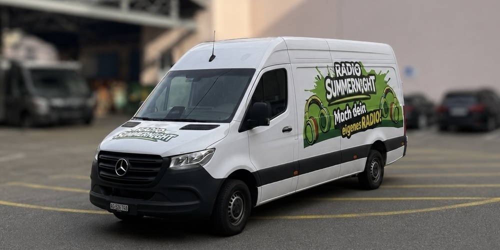 Neuer-Radiobus-startet-grosse-Sommertour