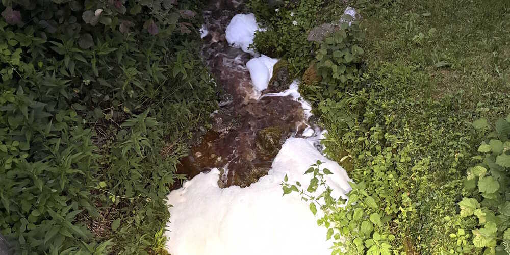 Schmutzwasser-in-Meteorwasserkanalisation-gelangt