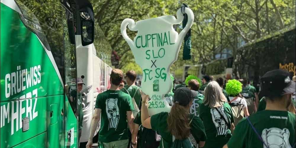Der FC St. Gallen macht glücklich - am 25. Juni können das Fans und Zuschauer auch in Uznach erleben.