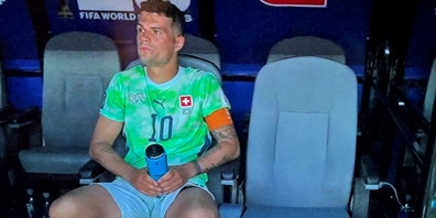 Fassungslos: Granit Xhaka nach dem Schlusspfiff völlig konsterniert.