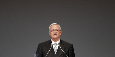 Der frühere Konzernchef Martin Winterkorn und drei weitere Ex-Topmanager zahlen wegen des Abgarsskandals einen Rekord-Schadenersatz an Volkswagen. (Archivbild)