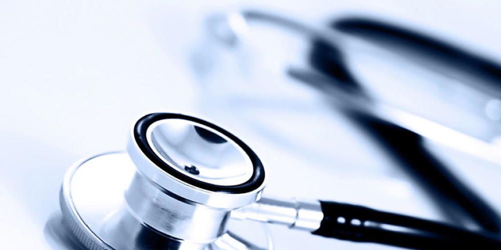 Der Vergleichsdienst Comparis erwartet für 2022 nur einen leichten Anstieg der Krankenkassenprämien. (Archivbild)