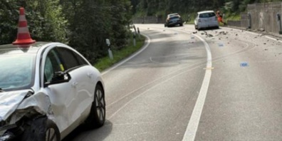 Bei dem Unfall wurde ein 63-jähriger Mann mittelschwer verletzt.