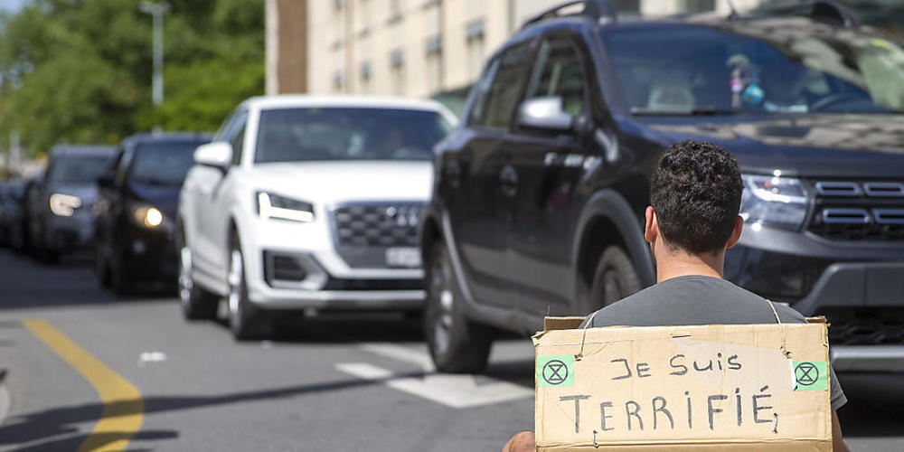 Aktivisten von Extinction Rebellion versuchen mit symbolischen Aktionen auf die Klimaerwärmung aufmerksam zu machen. (Archivbild)
