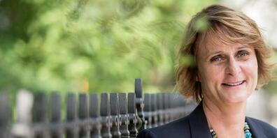 «Ein häufiger Irrtum ist, dass es ausreicht, bei Hitze einfach mehr zu trinken», so Karin Faisst, Leiterin Amt für Gesundheitsvorsorge und Kantonale Präventivmedizinerin im St.Galler Gesundheitsdepartement.