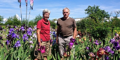 Hegen und pflegen den Schaugarten von Oetlishausen: Sharlene Sutter und Thomas Stark.