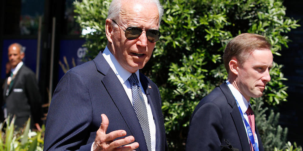 Joe Biden, Präsident der USA, kommt zu einer  Arbeitssitzung  während des G7-Gipfels an. Der G7-Gipfel findet vom 11. bis 13. Juni in Carbis Bay, St Ives in Cornwall statt. Foto: Phil Noble/PA Wire/dpa