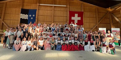 160 Absolventinnen und ein Absolvent nahmen ihre eidgenössischen Fachausweise entgegen.