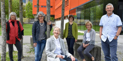 Von links: Cornelia Specker, Helena Krüsi, Heidi Moreni, Felicitas Dörig, Edith Rohner und Pio Untersander  verabschieden sich im Sommer von der Schule Altstätten