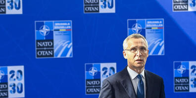 Nato-Generalsekretär Jens Stoltenberg spricht im Nato-Hauptquartier in Brüssel mit Journalisten. Foto: Laurie Dieffembacq/BELGA/dpa