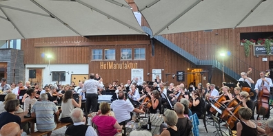 Tolle Stimmung beim Schlusskonzert OpenAir-Tour von con brio im Bächlihof Jona.
