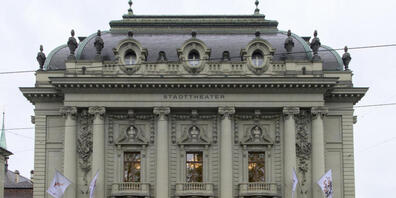 Das Berner Stadttheater und das Berner Symphonieorchester haben sich 2011 zu Konzert Theater Bern zusammengeschlossen. Ab der kommenden Spielzeit nennt sich die Institution "Bühnen Bern". (Archivbild)