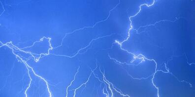 Zum Abschluss der Hitzeperiode mit Temperaturen von über 30 Grad hat es auf Sonntag stellenweise eine Tropennacht gegeben. Für den Sonntag wurden teilweise starke Gewitter erwartet.