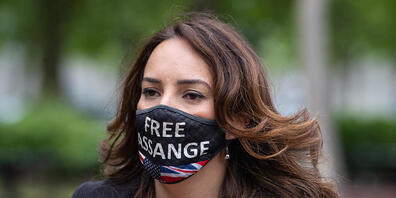 Stella Moris vor dem Belmarsh-Gefängnis in London, wo sie ihren Partner Julian Assange besucht hat. Foto: Dominic Lipinski/PA Wire/dpa