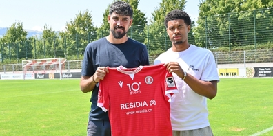 FCRJ-Sportchef Alessandro Ciarrocchi (l.) mit dem 20-jährigen Flügelstürmer Malik Deme, einem früheren Schweizer Junioreninternationalen.