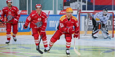 Kevin Clark und Roman Cervenka jubelten nicht nur wie hier am 26.November, sondern auch gegen Servette. (Archiv-Foto: Thomas Oswald)