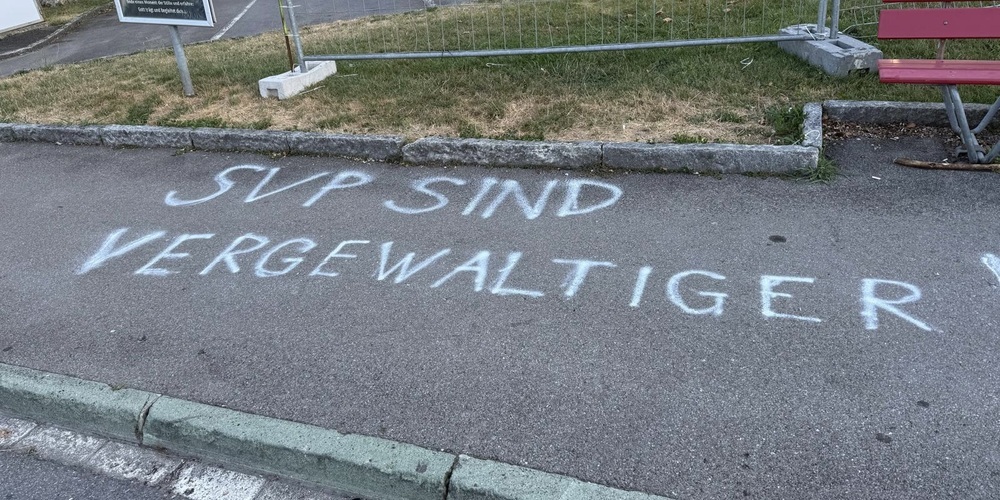 Schmierereien-gegen-SVP-sorgen-f-r-Emp-rung