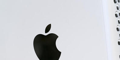 Apple stellt sich mit einer Warnung vor negativen Folgen für Konusmenten gegen Teile der EU-Pläne für neue Regeln im Digital-Geschäft. Speziell kritisiert der Konzern, dass er gezwungen sein werde, andere App Stores auf seinem iPhone zuzulassen. (...