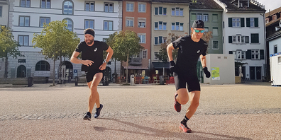 Trafen sich per Zufall auf der Strecke: Drittplatzierter Ramon Lock (l.) und Gesamtsieger Manuel Stocker absolvierten den Stadtlauf am letzten möglichen Tag.