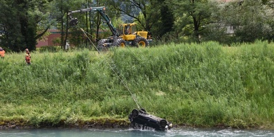 Das Auto konnte erste einige Stunden später im Linthkanal lokalisiert werden. 