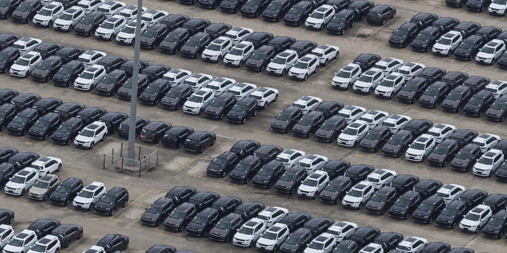 Weil es an Chips mangelt, musste der neue Autokonzern seine Produktionspläne überarbeiten. (Archivbild)