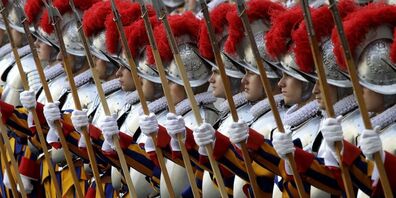 Im St.Galler Kantonsrat verteidigten die bürgerlichen Fraktionen den Lotteriefonds-Beitrag für den Neubau der Kaserne der Schweizer Garde in Rom in der Höhe von 510'000 Franken. (Archivbild)