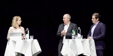 SGKB Horizonte «Navigieren in unsicheren Zeiten». v.l. Sabine Bianchi, Moderation; Dr. Thomas Stucki, Chief Investment Officer; Dominik Schmidlin, Leiter Anlagestrategie und Analyse.