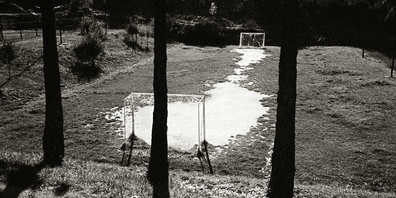 Verlassenes Spielfeld, 2009. 