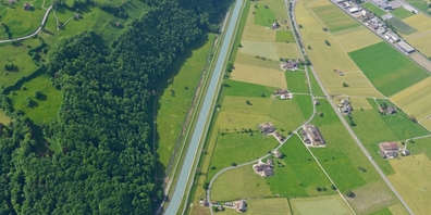 Im Kundertriet nördlich von Mollis soll die Linth mit einer Aufweitung mehr Raum erhalten.