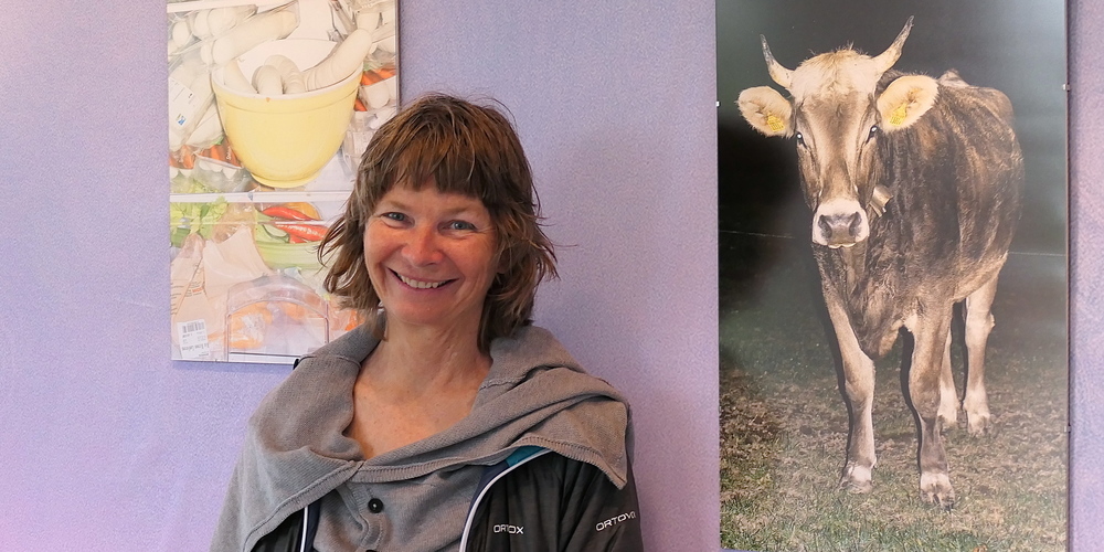 Ursula Badrutt vom Amt für Kultur St.Gallen erläuterte fachkundig die ausgestellten Werke