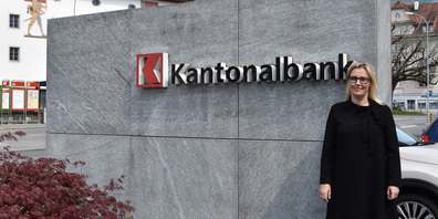 Susanne Thellung, CEO der Schwyzer Kantonalbank, setzt sich für Gleichberechtigung ein und hat die Lohngleichheit innerhalb der SZKB untersuchen lassen. 