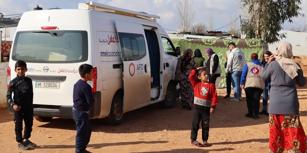 Caritas hilft mit Partnerorganisationen wie der AMEL Association im Libanon.