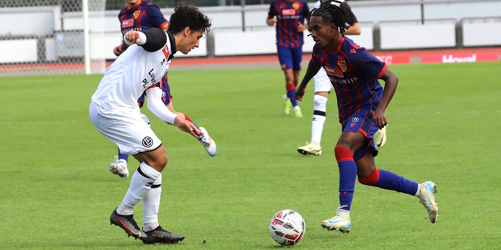 Der spanisch-guineische Doppelbürger Cobel García Sow (r.) gilt als eines der spannenden Talente der renommierten Nachwuchsabteilung des FC Basel.