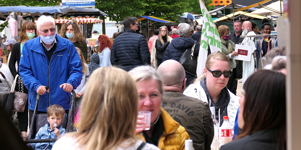 Wieder echtes Markttreiben beim Maimarkt in Heerbrugg