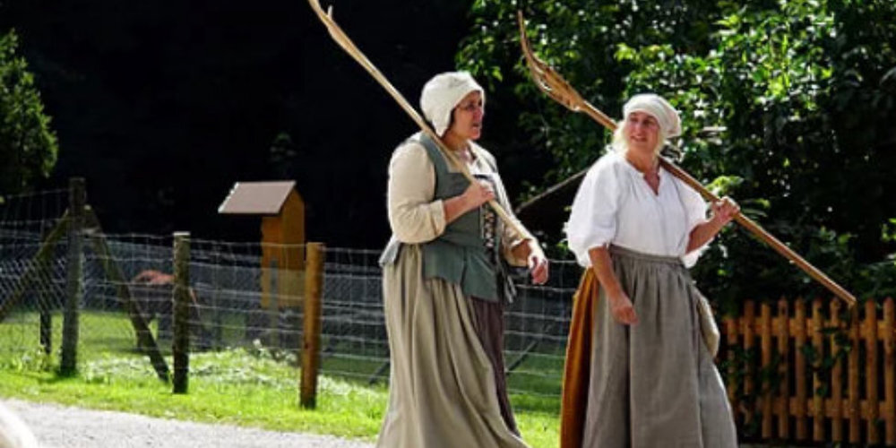 Pilgern - Wandern - Singen - Hören - Sehen.  Grüninger Geschichten aus vergangener Zeit.