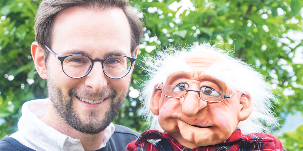 Yves und Opa Chäller sind inzwischen unzertrennlich geworden. 