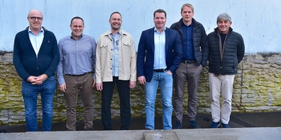 Baumeisterverband der Region Etzel und Linth: Präsident Martin Jud (2.v.l.), flankiert von seinen Vorstandskollegen Gian-Reto Lazzarini, Patrick Hofstetter, Roman Kohler, Reto Oberholzer und Hans Peter Kuster.